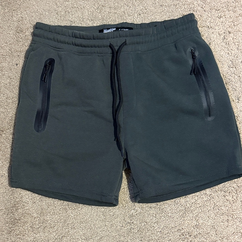 Men's green Shorts